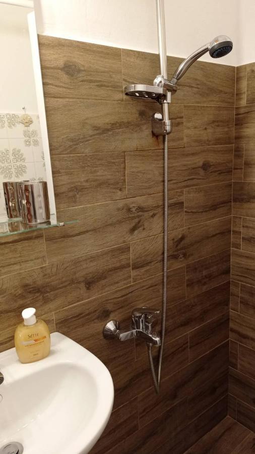 Galini Apartment Митикас Екстериор снимка