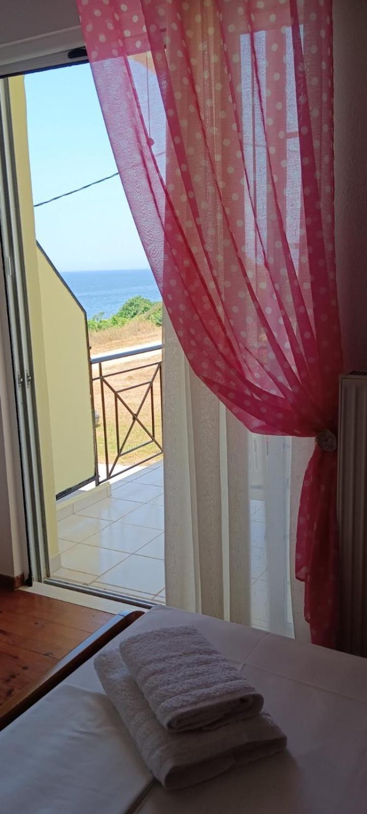 Galini Apartment Митикас Екстериор снимка