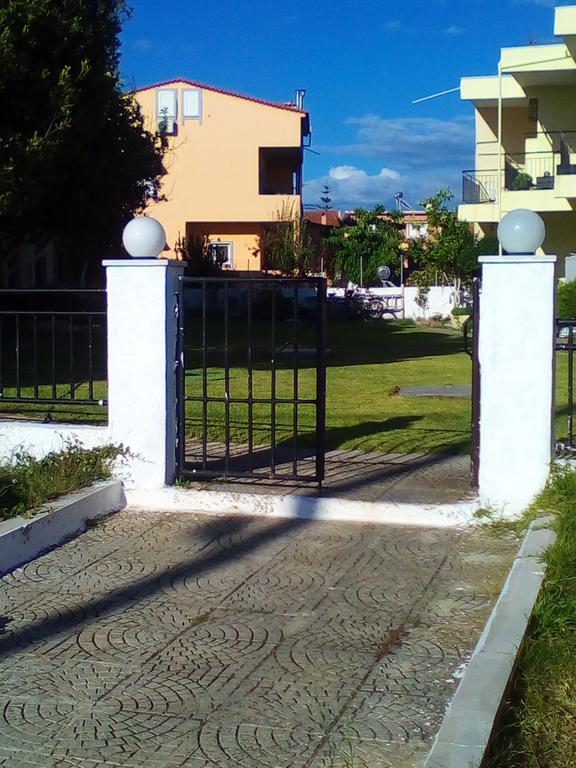 Galini Apartment Митикас Екстериор снимка